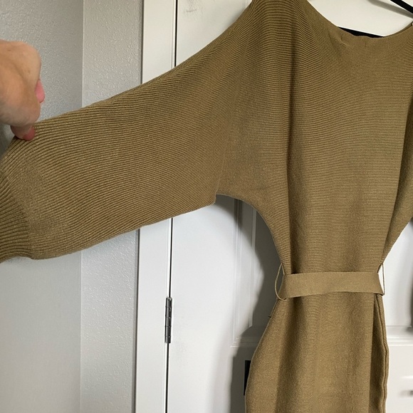 NWT LULUS Modern Comfort Olive Green Dolman Sleeve Mini Sweater Dress Small - Picture 11 of 12